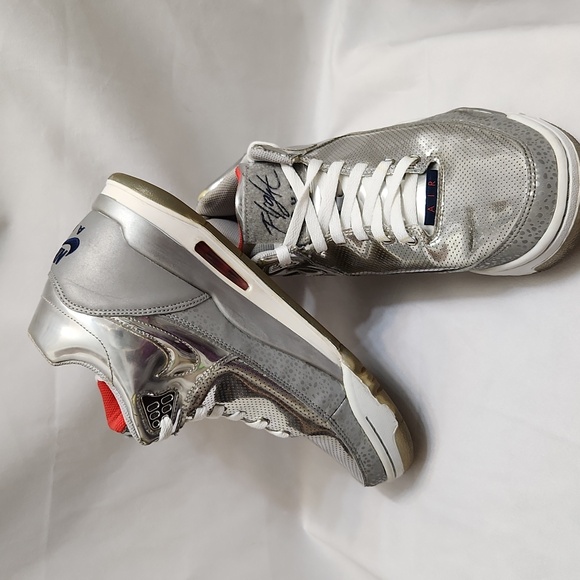 Nike Flight Squad QS Metallic Silver sneakers (mens size 10) - Picture 6 of 16